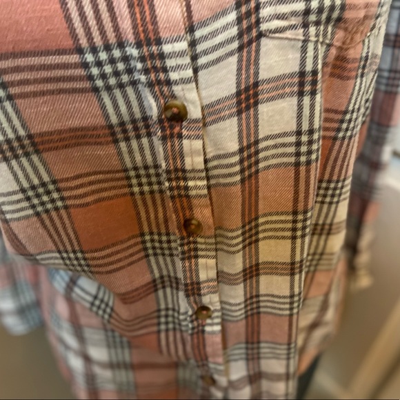 Sonoma pink multicolored plaid long sleeved flannel button down shirt - Picture 4 of 9